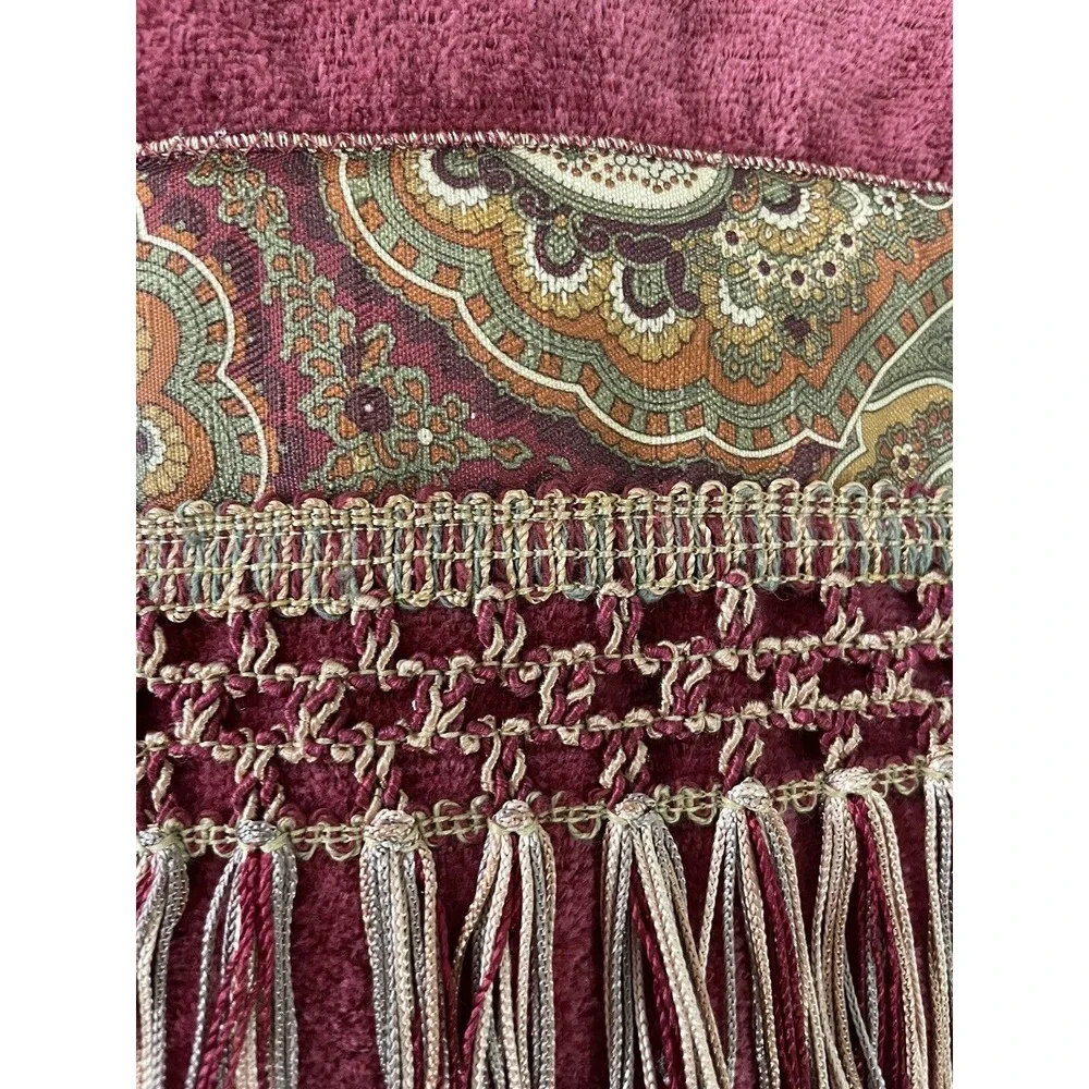 Vintage Avanti Bohemian‎ Paisley Red Bath Towel Elegant Embellished Trim New